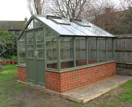  Swallow Raven Dwarf Wall Greenhouse